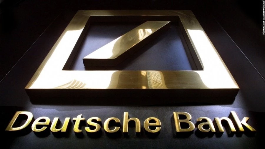 Η Deutsche Bank εξέτασε το ενδεχόμενο συγχώνευσης με UBS, Commerzbank